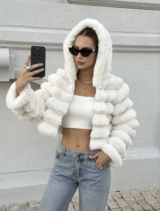 Продам нову укорочену шубку