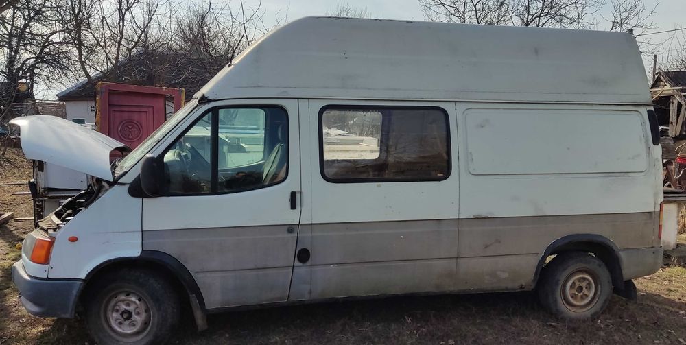 Форд транзит 2.5 дизель.