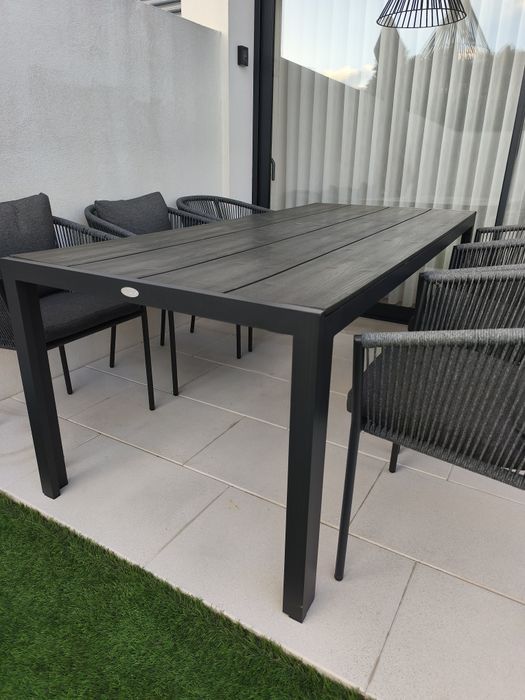 Mesa exterior Jysk