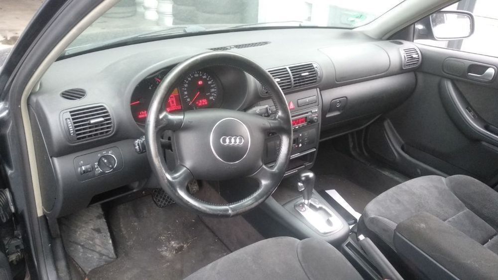 Tablier Audi A3 8L xenon 1.9 tdi 130cv de 2002