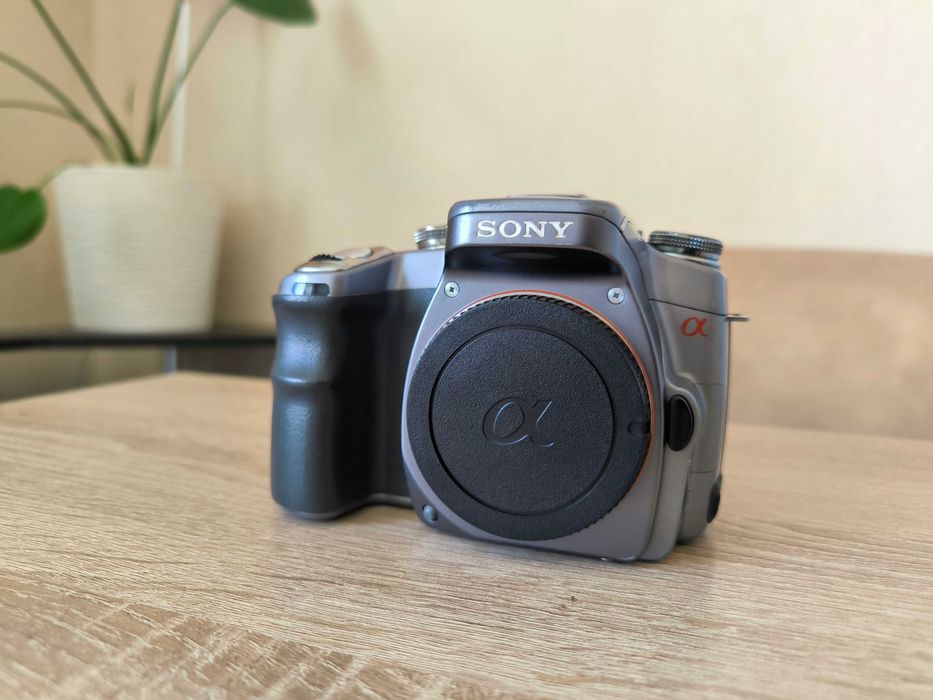 Sony A100 body ! Легенда !