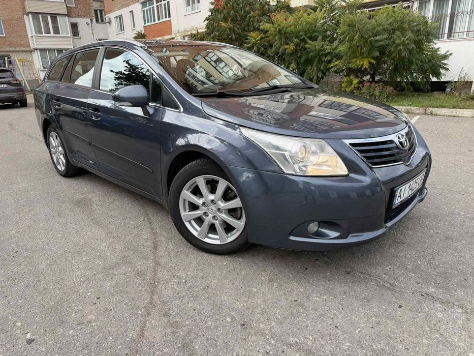 Toyota Avensis у відмінному стані