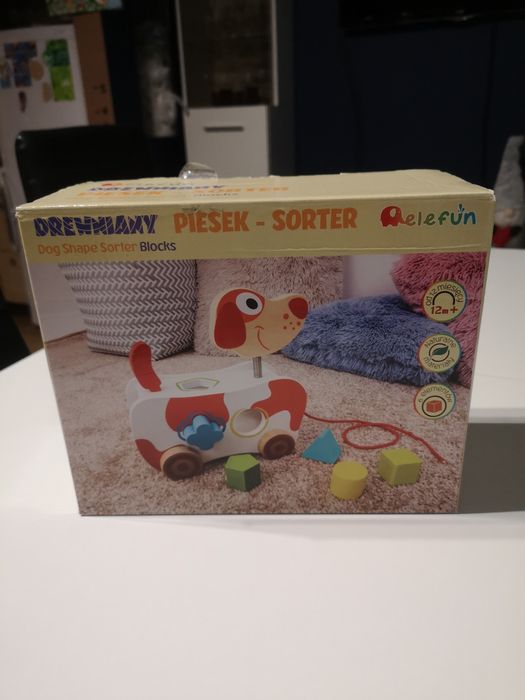 Zabawka piesek z klockami do wkładania