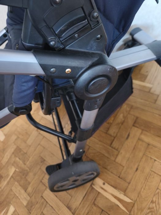 Продам коляску три в одному