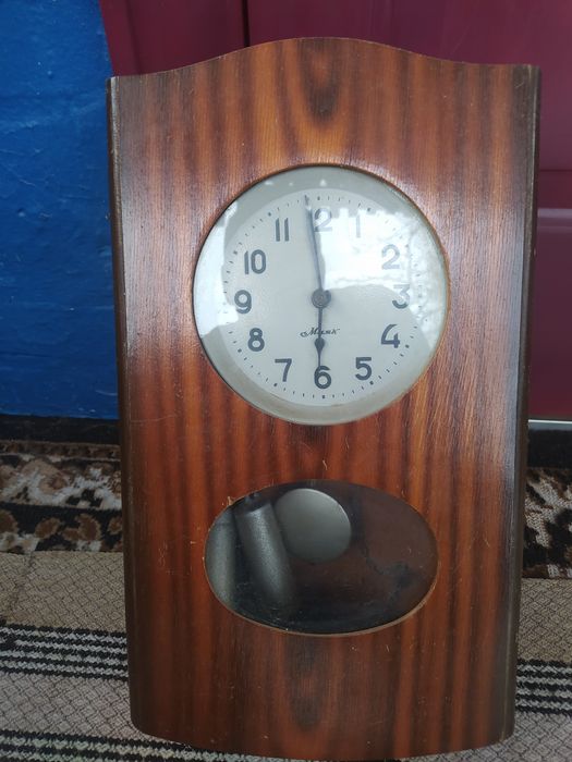 Годинник настінний ретро