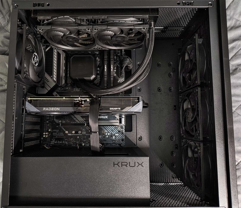 Komputer ,,The elegant"| RX9060XT 16GB/32GB 3600 DDR4/i7 10700KF 8C16T