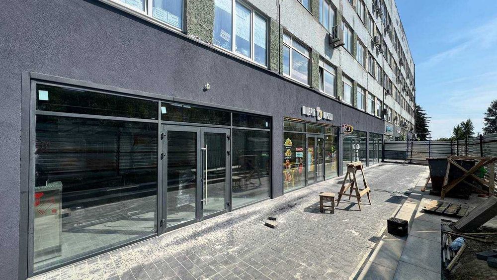 Оренда фасадного приміщення 37,6 м², Зелена 149, поруч АТБ