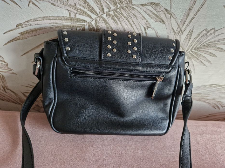 Torebka damska z dżetami