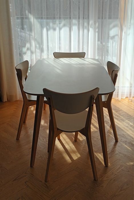 Komplet stół i 4 krzesła Nordmyra Ikea Stan idealny