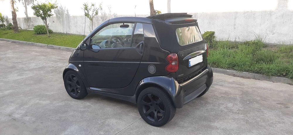 Smart ForTwo Cabrio em bom estado