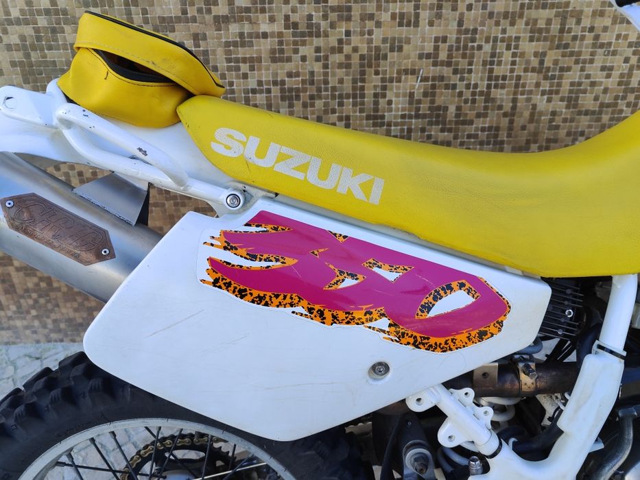 Suzuki DR 350 ano 1990