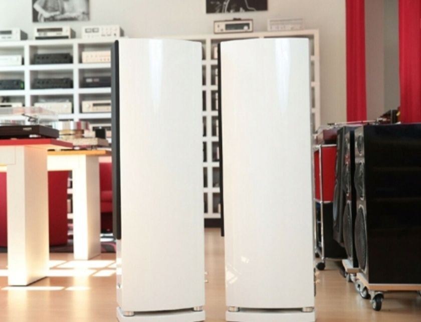 Canton Vento 890DC High-End