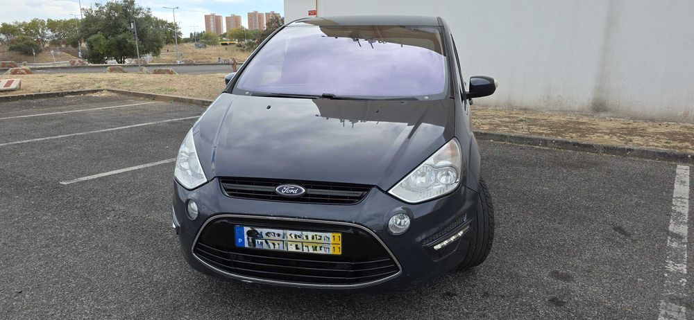 Ford S-Max — fotografia 2