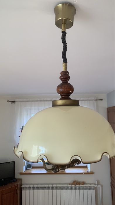 Żyrandol szkło drewno