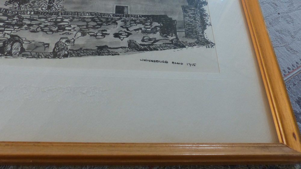 obrazek grafika z kapliczką