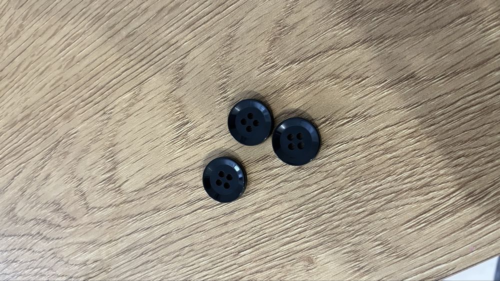 Ґудзик чорний 17 мм