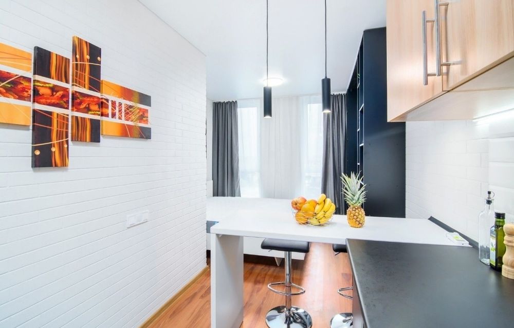 Новый Люкс, 5 мин пешком м Славутич,  Центральная 21А