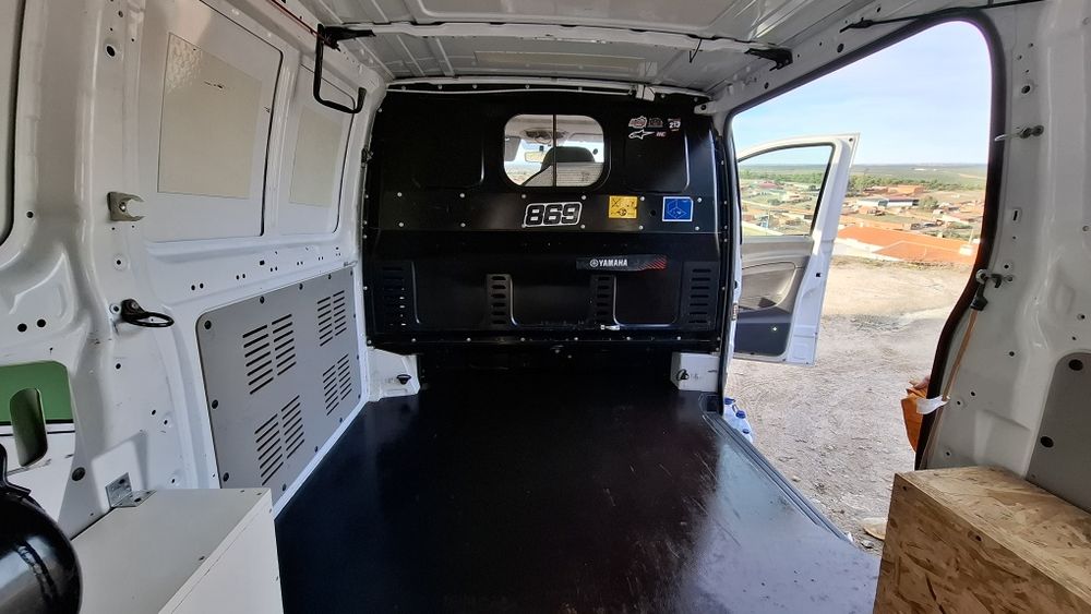 Vende Mercedes Vito de 2012