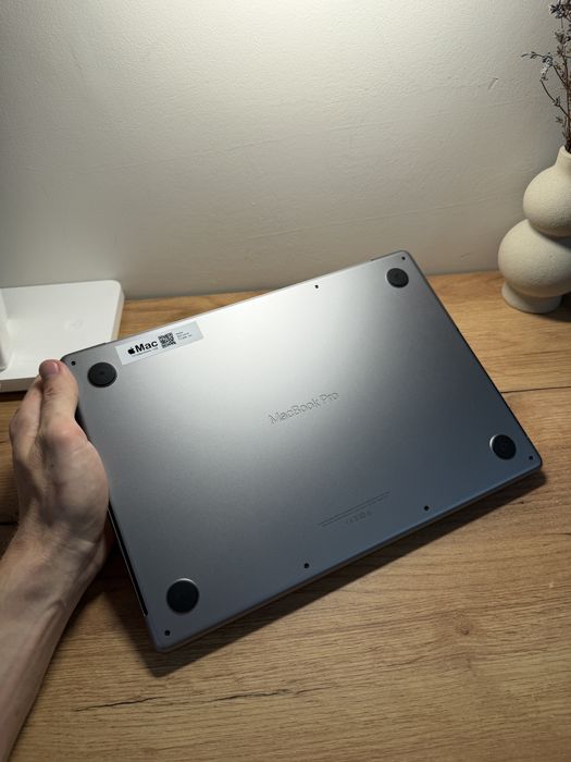 MacBook Pro 14’ 2021 M1 Pro 16Gb RAM 512Gb SSD