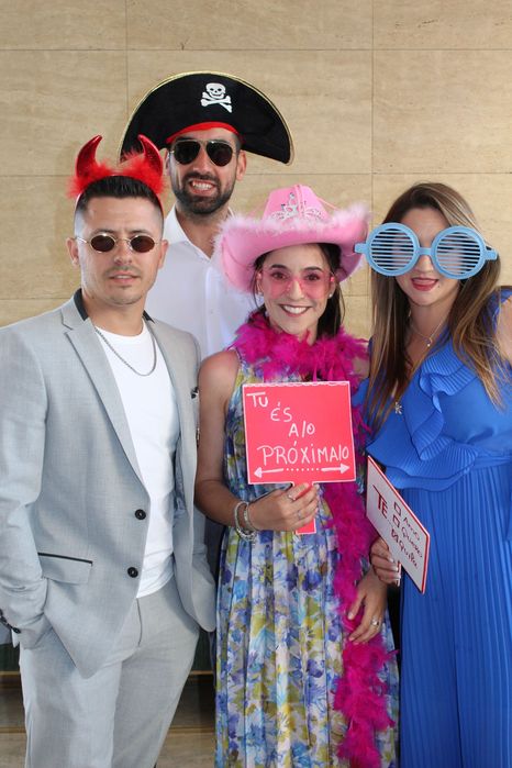Photo Booth Aluguer para batizados e casamentos