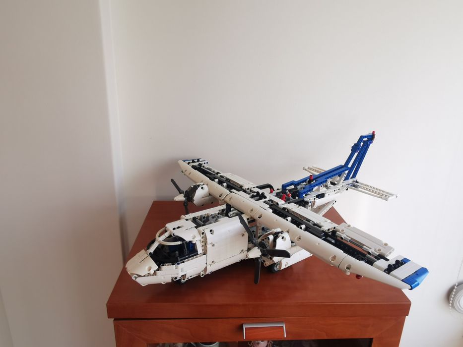 Lego 42025 Cargo Plane