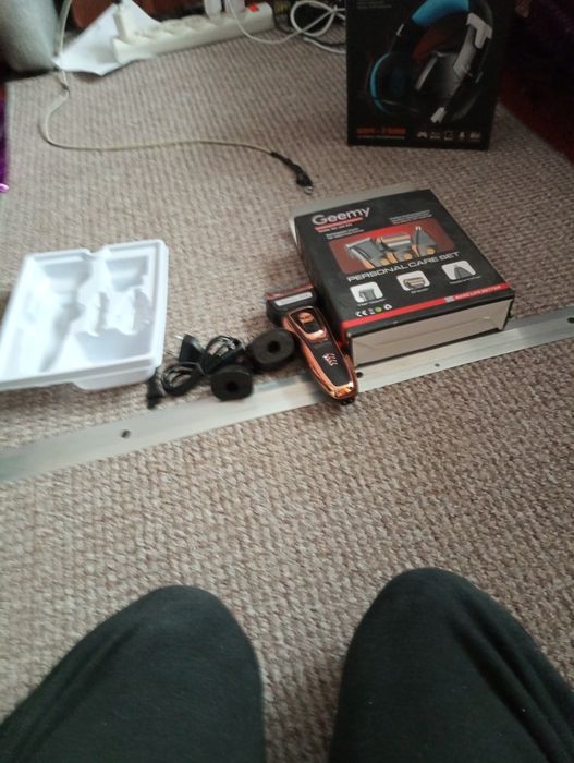 Бритва електрична для бриття