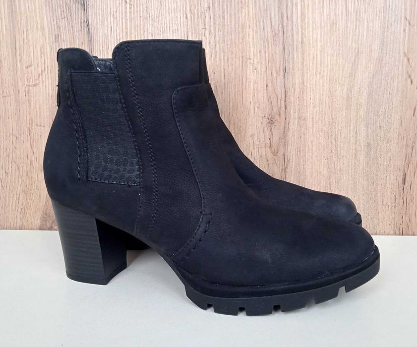 Нові натуральні ботильйони, чорні жіночі черевики на широку ногу, 40.5