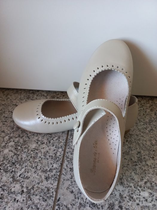 Sapatos menina em pele cerimónia (beje metalizado)