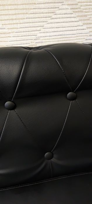 Trzyosobowa sofa,czarna