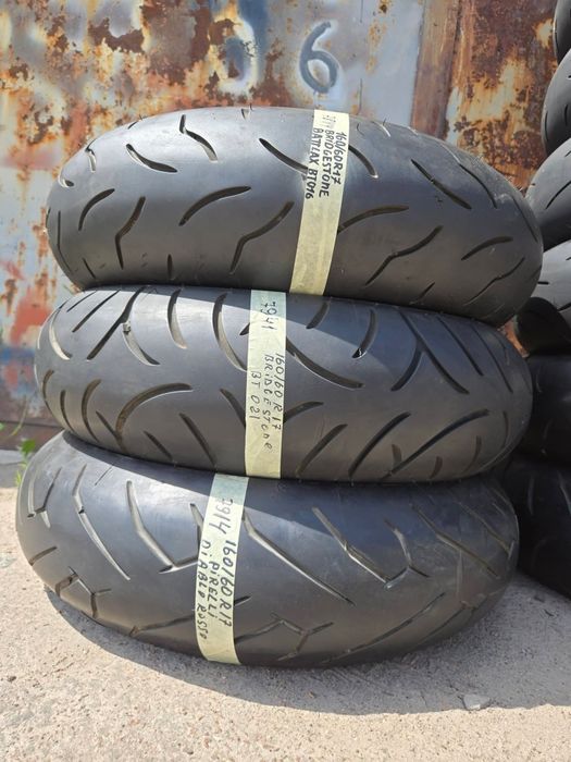 160/60R17 Pirelli Dunlop Bridgestone Kawasaki er6 honda NC 700