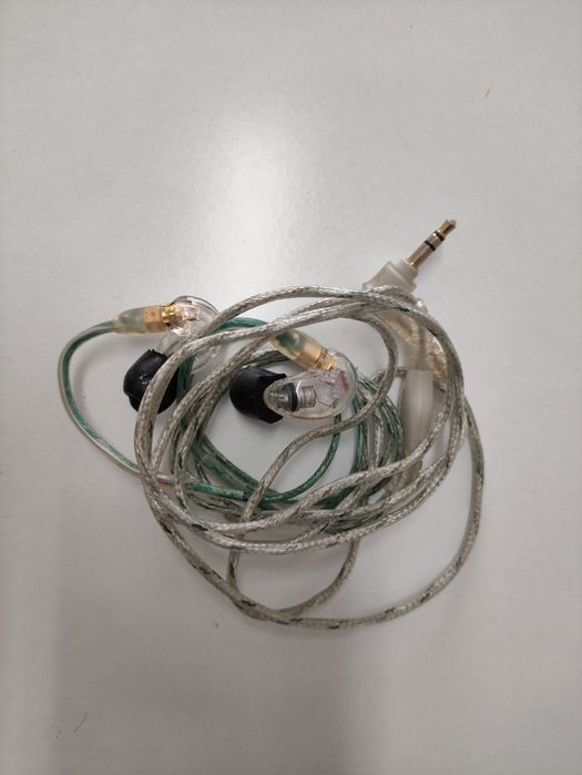 Vendo in ears Shure SE 215