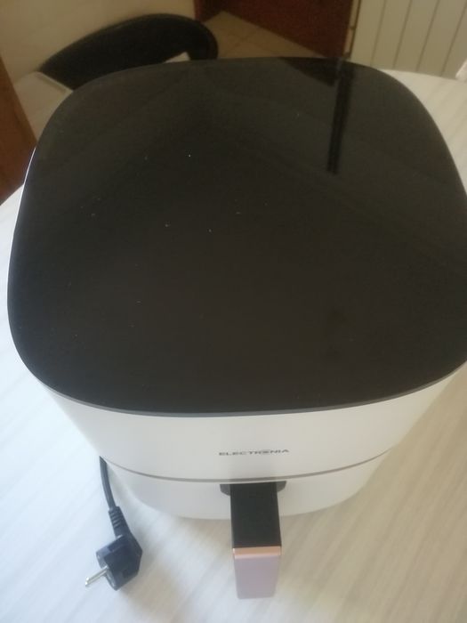 Air fryer  5.2lts