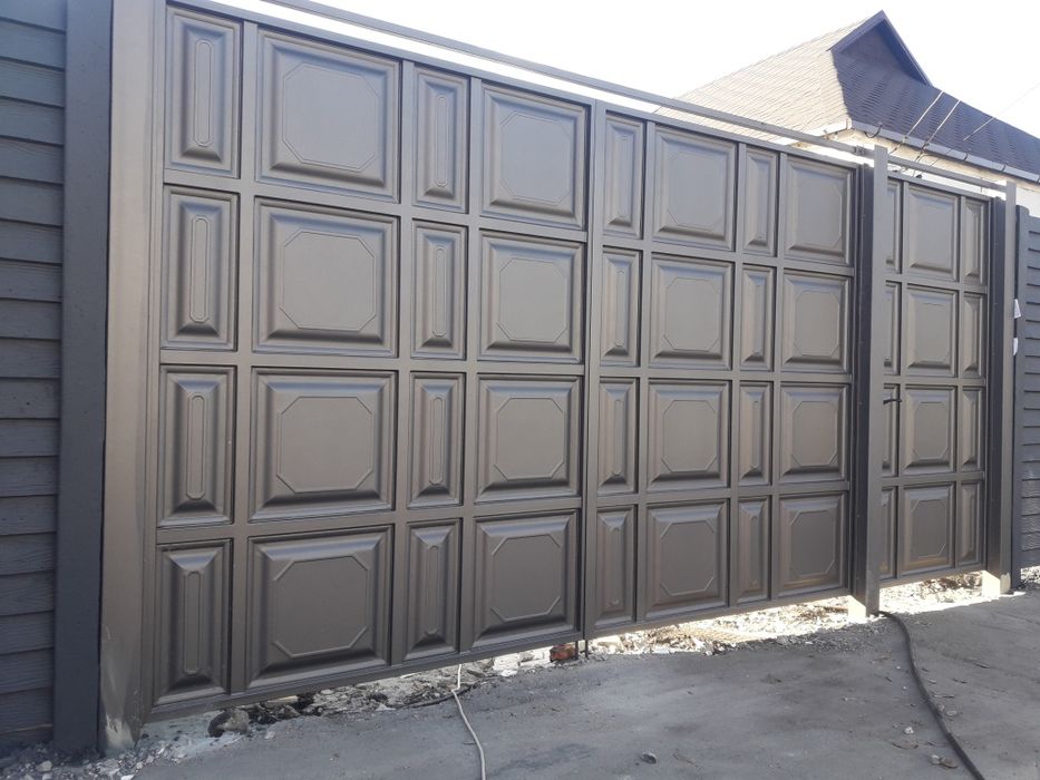 Установка еврозабора,ворот, секционных заборов,покраска, изготовление.