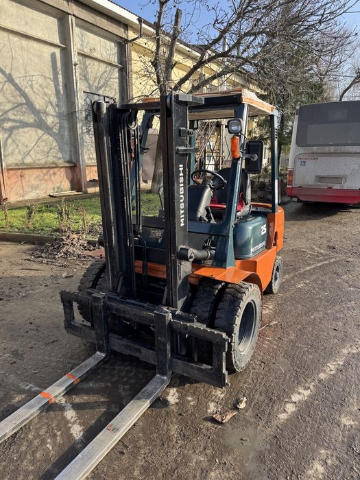 Вилочный погрузчик/навантажувач Mitsubishi 2,5 т.