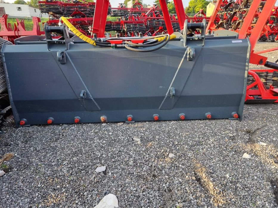 Krokodyl tuz euroramka euro sms kajman cajman aligator