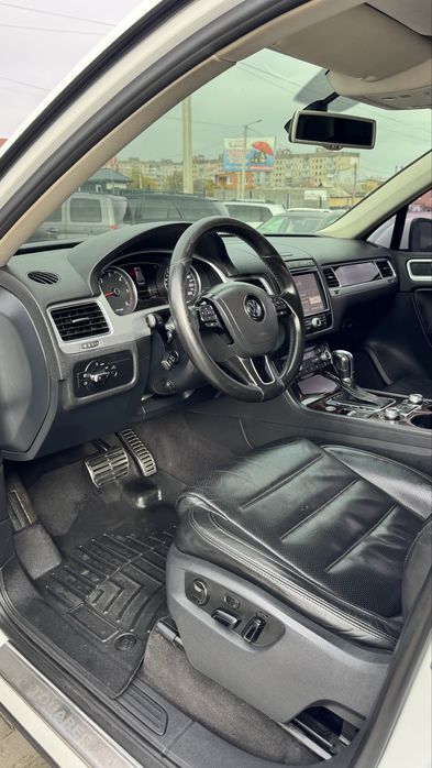 ОФІЦІЙНИЙ VW Touareg FL Фольксваген Туарег 2015р 3,0 дизель CRCA 8АКПП