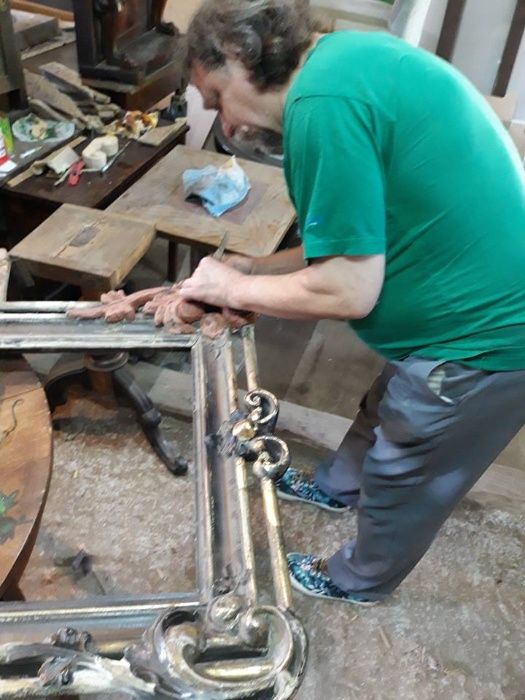 Kurs renowacji i konserwacji starych mebli - antyków