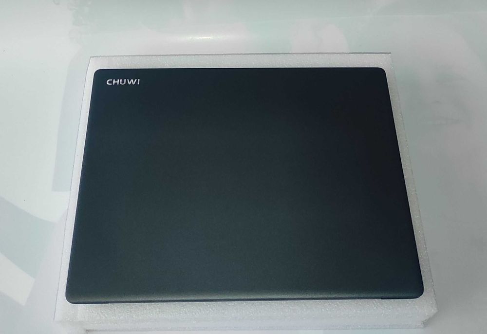 Laptop CHUWI GemiBook Pro 14 / NOWY / Windows / 12 GB RAM / SSD 256 GB