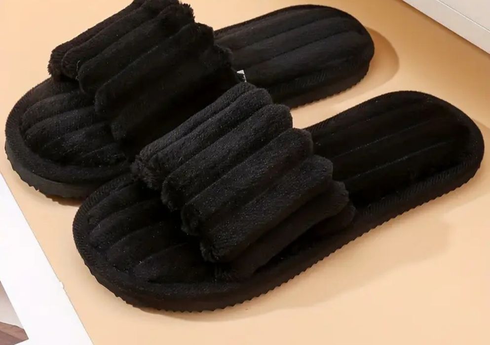 Женские домашние тапочки