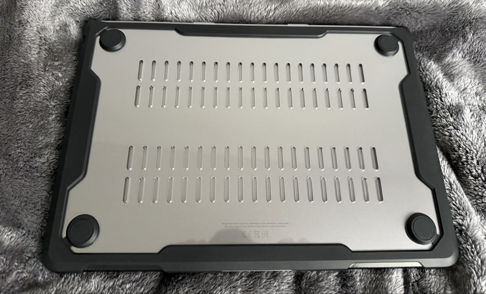 MacBook air M2 8/256 + akcesoria