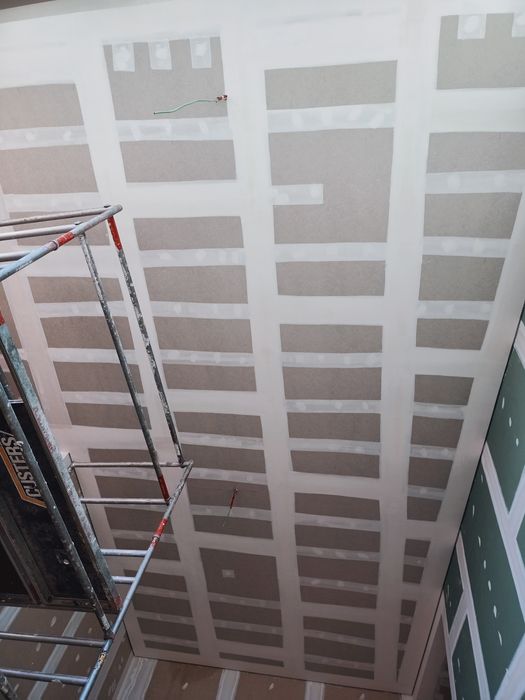 Faço barramentos pladur, estuques ,pinturas e pequenos reparos