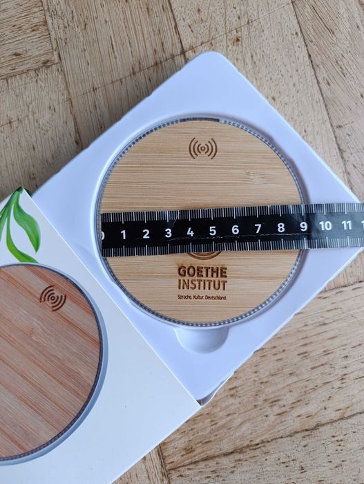 Ładowarka indukcyjna Nowa bezprzewodowa do smartphone