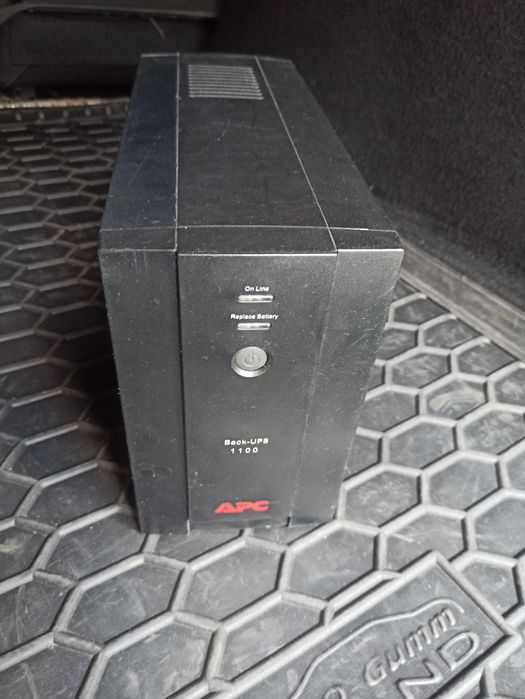 ДБЖ APC Back-UPS 1100VA (BX1100CI-RS)