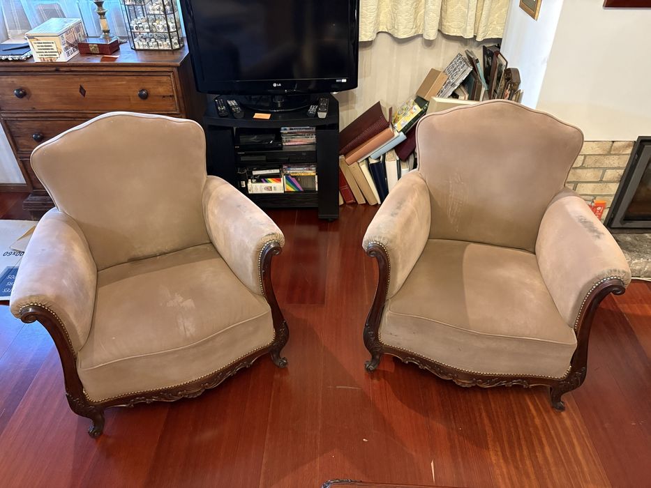 Sofas cj 3 com madeira trabalhada