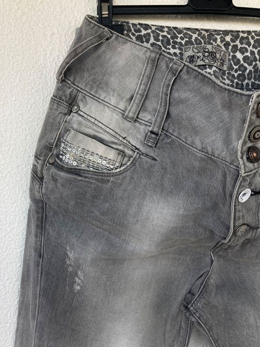 Pull & Bear S19 calças 38