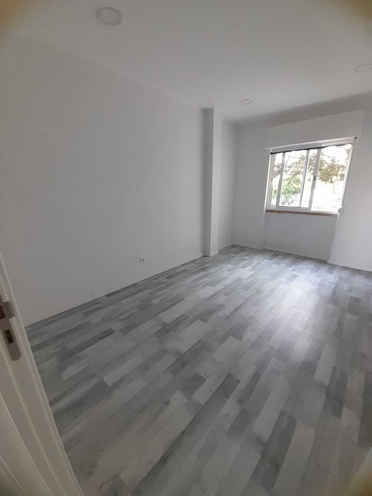 Arrenda-se T1 na Amadora