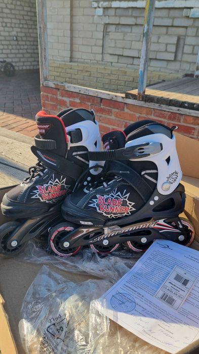 Роликові ковзани Bladerunner PHASER Чорний/Червоний (