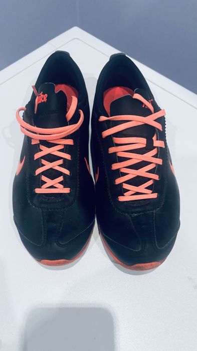 Adidasy  Nike  38,5