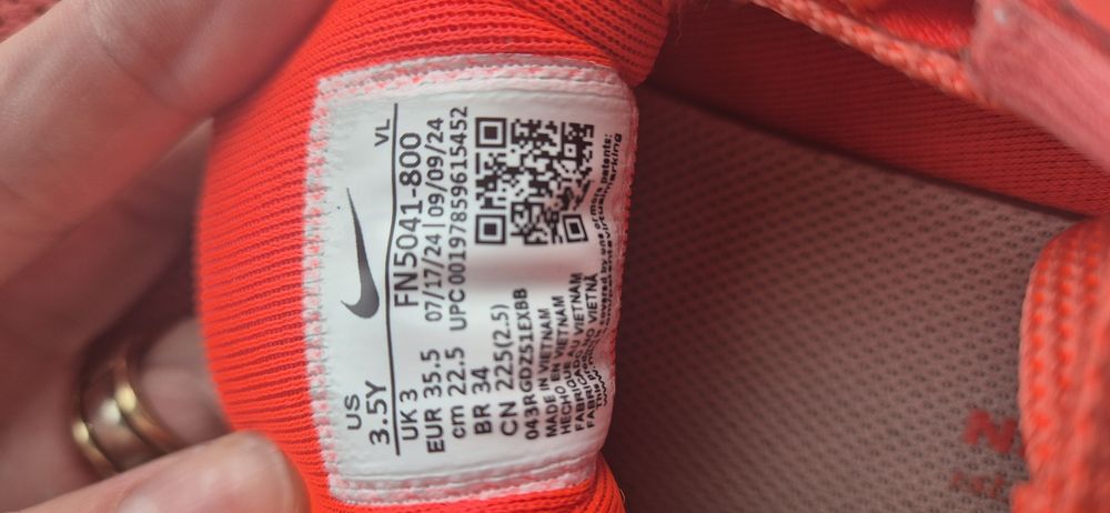 Кроссовки NIKE air zoom Pegasus р.35