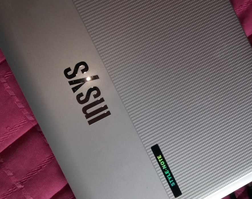 Vende por 80€ os 3 portáteis